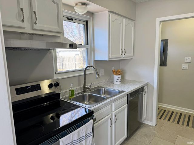 2625 Hawthorne Avenue, Evansville, IN 47714