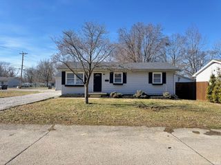 2625 Hawthorne Avenue, Evansville, IN 47714