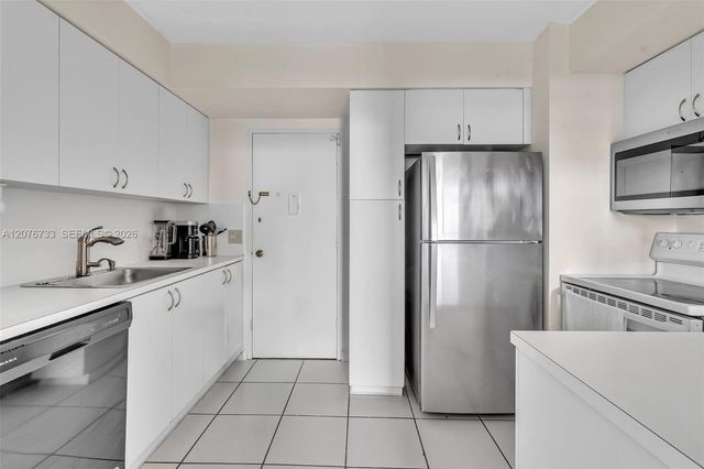 3505 S Ocean Drive 804, Hollywood, FL 33019
