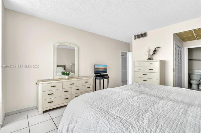 3505 S Ocean Drive 804, Hollywood, FL 33019