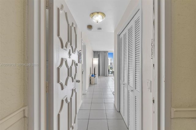 3505 S Ocean Drive 804, Hollywood, FL 33019