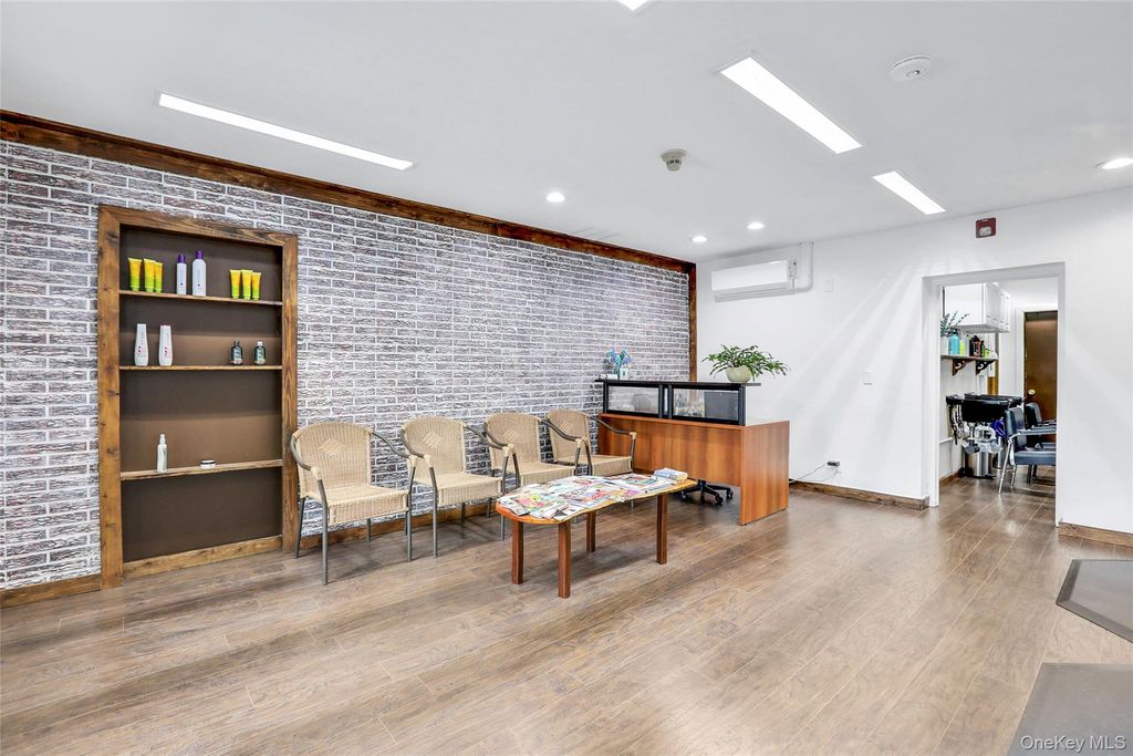 199 State Route 299 103, Highland, NY 12528