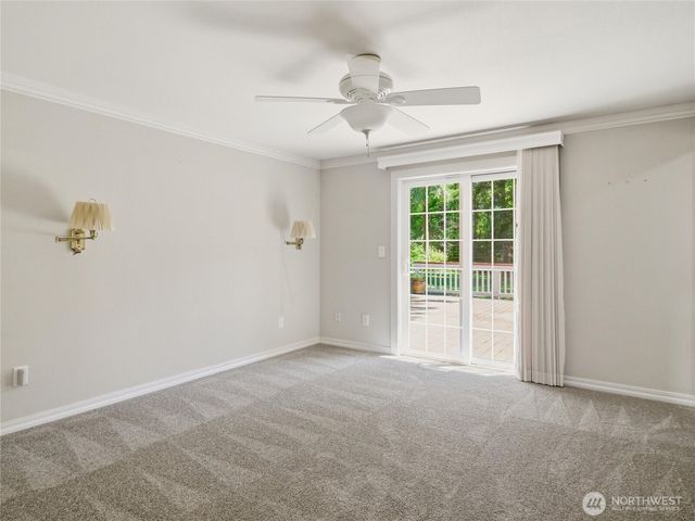 322 Country Estates Drive W, Rainier, WA 98576