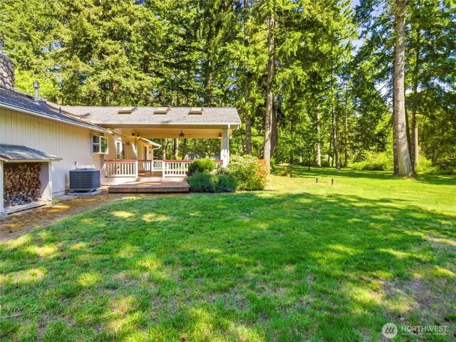 322 Country Estates Drive W, Rainier, WA 98576