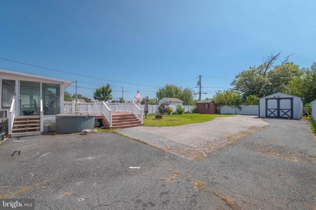 4411 EBENEZER RD, Nottingham, MD 21236