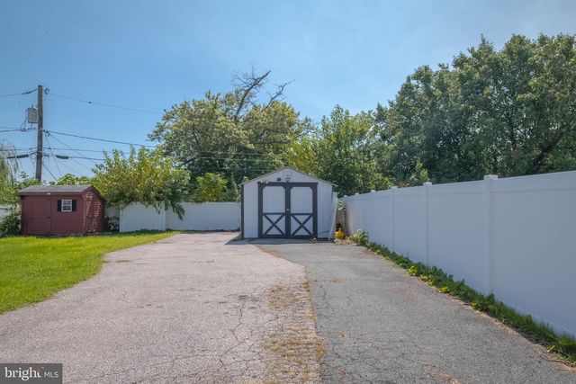 4411 EBENEZER RD, Nottingham, MD 21236