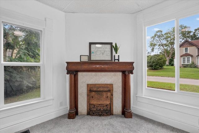 823 Oak Street, Beloit, WI 53511