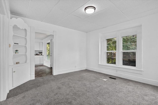 823 Oak Street, Beloit, WI 53511