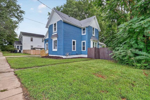 823 Oak Street, Beloit, WI 53511