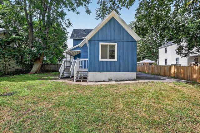 823 Oak Street, Beloit, WI 53511