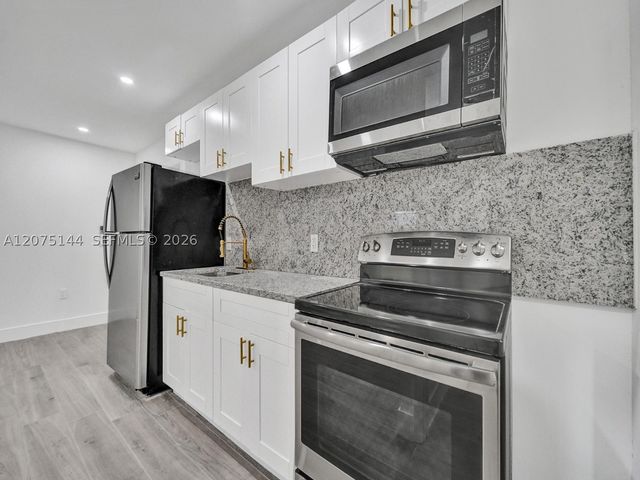 5740 Mayo St 0, Hollywood, FL 33023
