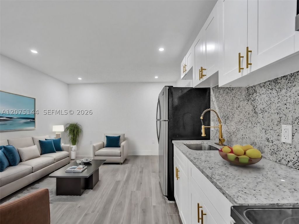 5740 Mayo St 0, Hollywood, FL 33023