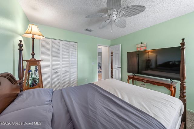 211 Seahorse Circle SE, Melbourne Beach, FL 32951