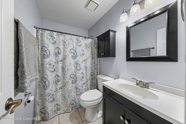 211 Seahorse Circle SE, Melbourne Beach, FL 32951