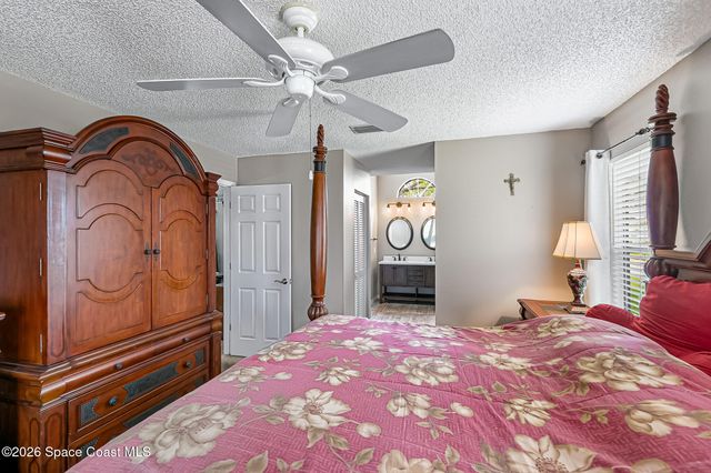 211 Seahorse Circle SE, Melbourne Beach, FL 32951