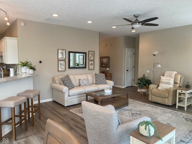 604 Beaverbrook Drive, Carmel, IN 46032