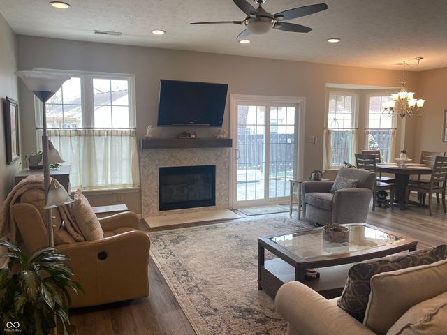 604 Beaverbrook Drive, Carmel, IN 46032