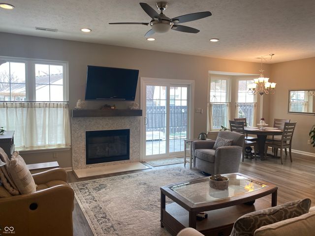 604 Beaverbrook Drive, Carmel, IN 46032