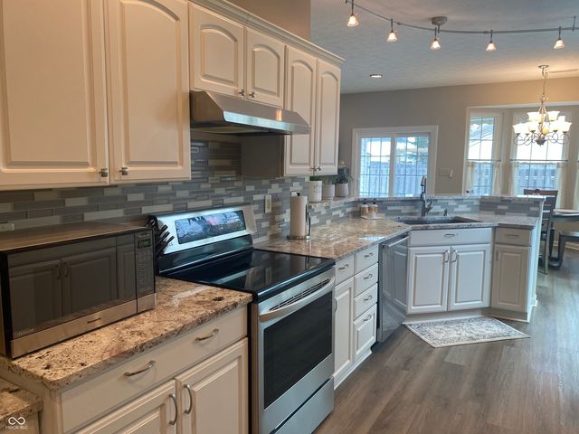 604 Beaverbrook Drive, Carmel, IN 46032