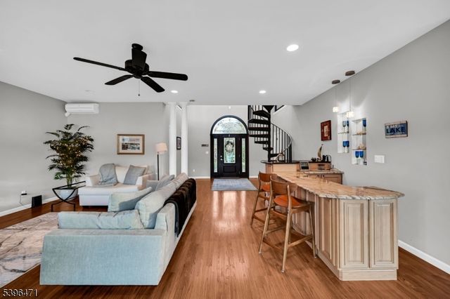 59 Forest Lake Dr, West Milford Twp., NJ 07421