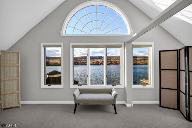 59 Forest Lake Dr, West Milford Twp., NJ 07421