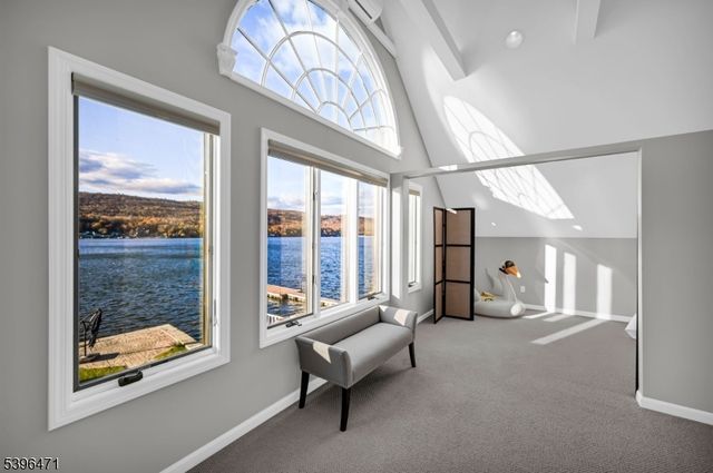 59 Forest Lake Dr, West Milford Twp., NJ 07421