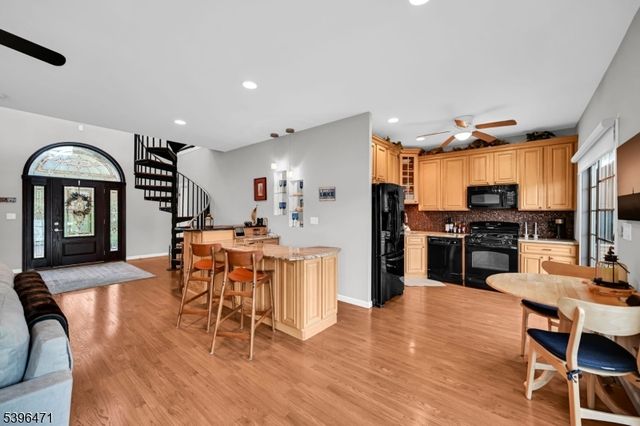 59 Forest Lake Dr, West Milford Twp., NJ 07421