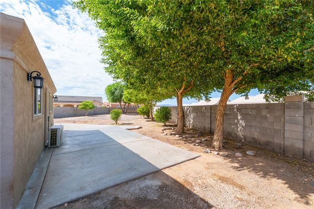 7713 S Winter Haven Circle, Mohave Valley, AZ 86440