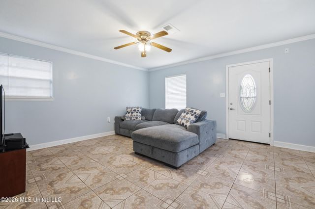 402 Eighth Street, Long Beach, MS 39560