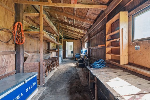 1925 S Bartlett Road, Update, MI 48079