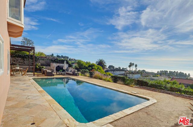 30247 Via Borica, Rancho Palos Verdes, CA 90275