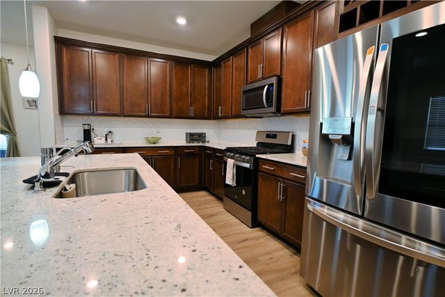 7511 Mojave Wind Avenue, Las Vegas, NV 89113