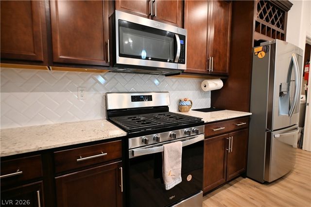 7511 Mojave Wind Avenue, Las Vegas, NV 89113