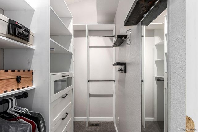 9712 Queenscliffe Drive, Highlands Ranch, CO 80130