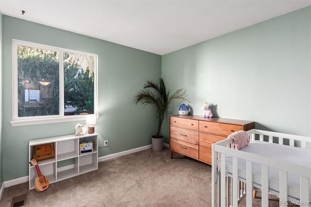 9712 Queenscliffe Drive, Highlands Ranch, CO 80130