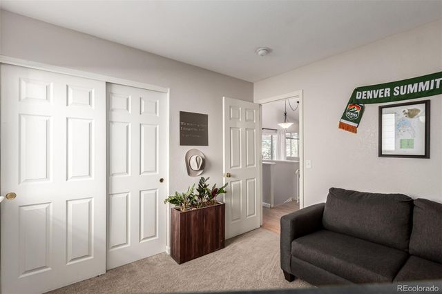 9712 Queenscliffe Drive, Highlands Ranch, CO 80130