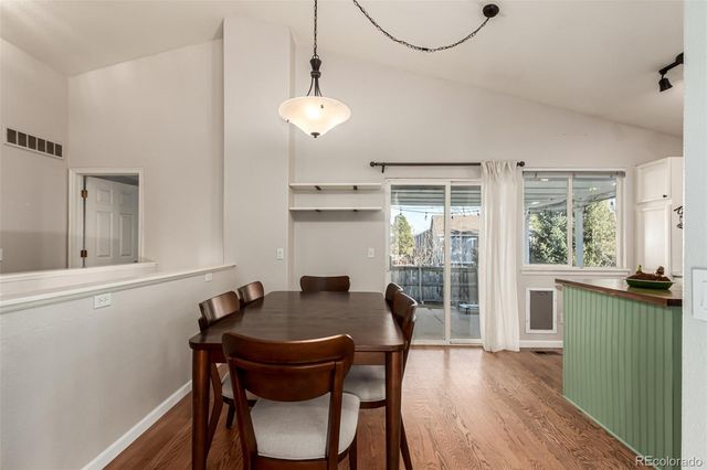 9712 Queenscliffe Drive, Highlands Ranch, CO 80130