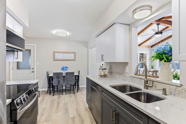 1930 Maple Street, Hastings, MN 55033