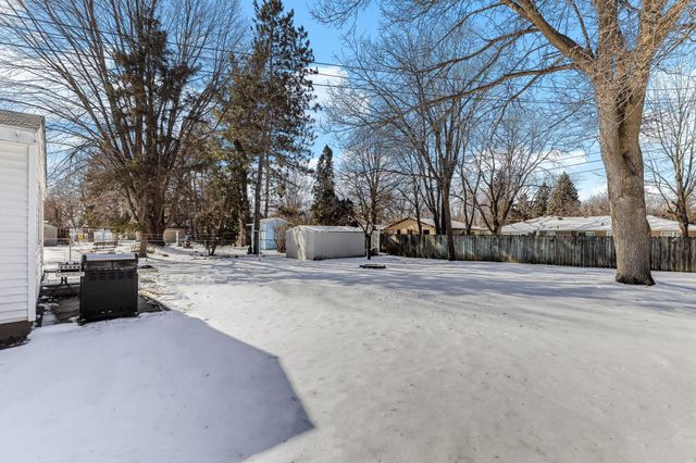 1930 Maple Street, Hastings, MN 55033