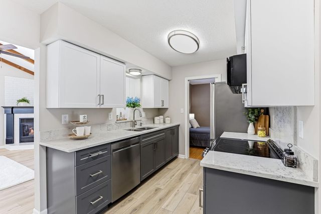 1930 Maple Street, Hastings, MN 55033