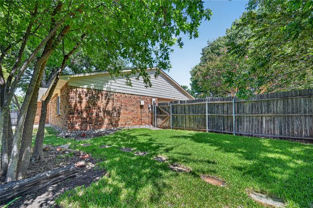 407 Woodhurst Drive, Coppell, TX 75019