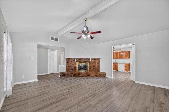 407 Woodhurst Drive, Coppell, TX 75019