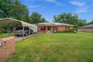 408 Shady Ln, Whitehouse, TX 75791