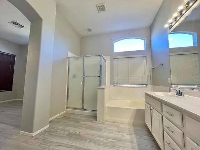 686 W Del Rio Street, Gilbert, AZ 85233