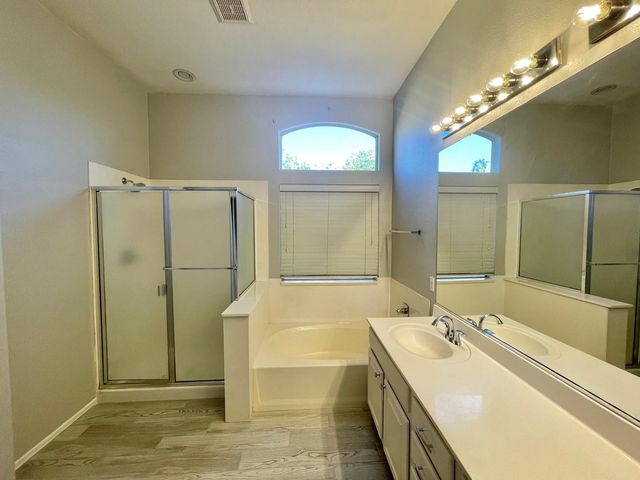 686 W Del Rio Street, Gilbert, AZ 85233