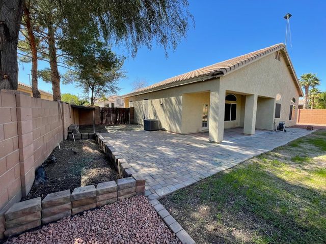 686 W Del Rio Street, Gilbert, AZ 85233