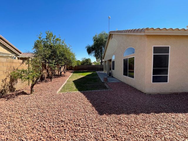 686 W Del Rio Street, Gilbert, AZ 85233