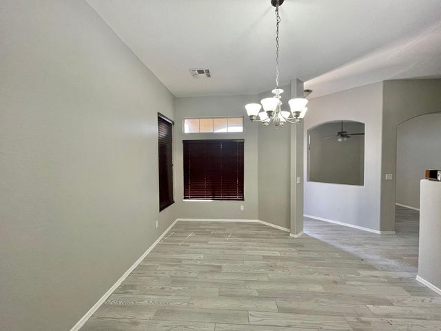 686 W Del Rio Street, Gilbert, AZ 85233