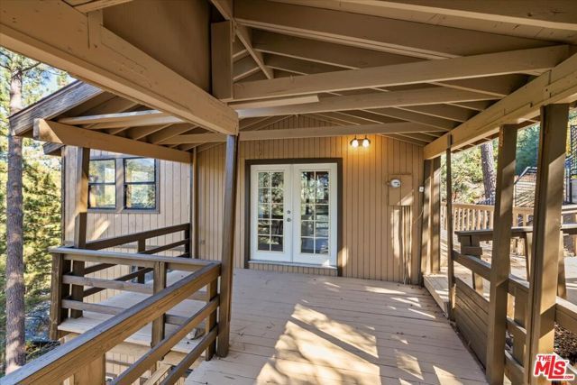 6302 Spruce Avenue, Angelus Oaks, CA 92305