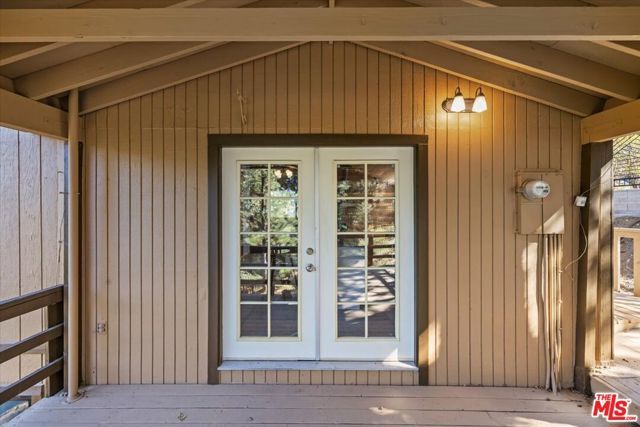 6302 Spruce Avenue, Angelus Oaks, CA 92305